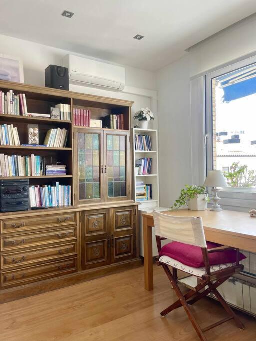 Moderno Y Amplio Apartamento En El Centro De Roses Eksteriør bilde